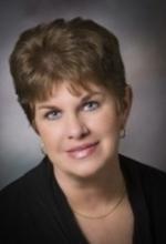 Real Estate Agent Cindy Tarter